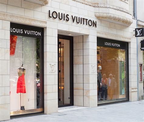 what stores sell louis vuitton.